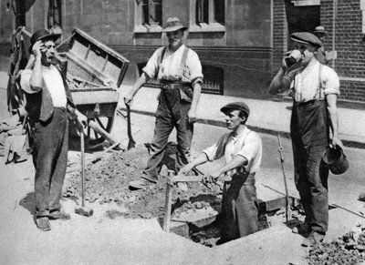Road menders, London, 1926-1927 by Unbekannt