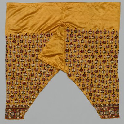 Salwar: Woman