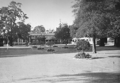 The Club House at Ranelagh, c1890 by Unbekannt