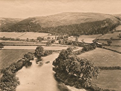 The Dee Valley, from Glendowers Mound by Unbekannt
