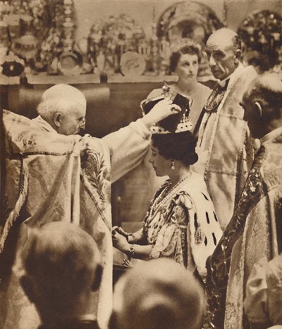 The Queen is Crowned, May 12 1937 by Unbekannt