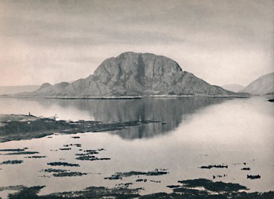 The island of Torghatten, 1914 by Unbekannt