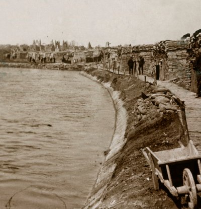 Trenches at Nieuwpoort, Flanders, Belgium by Unbekannt