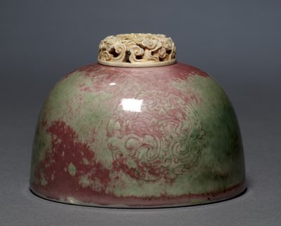 Water Pot with Ivory Lid by Unbekannt