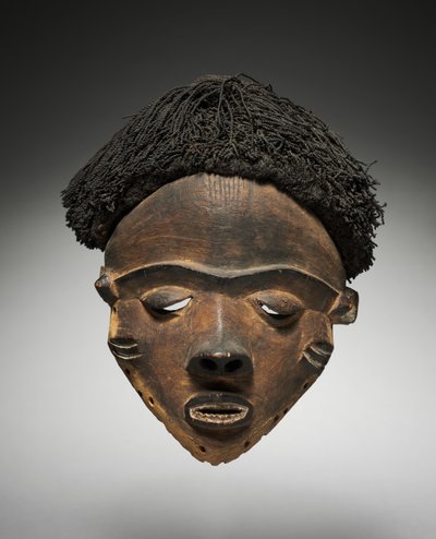 Female Face Mask, Pende by Unbekannt