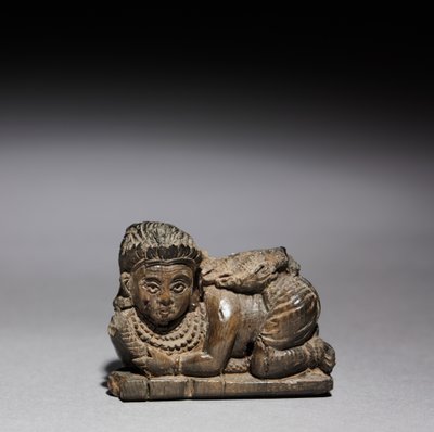 Figurine of a Crouching Woman, 900-800 BC by Unbekannt