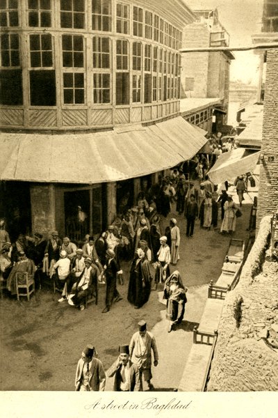 Iraq - A Street in Baghdad by Unbekannter Künstler