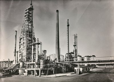 Refinery Purfina in Rome by Unbekannt