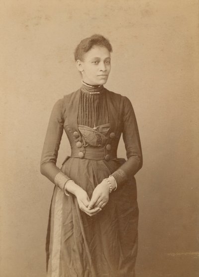 Cabinet Card of a Woman by William J. Kuebler