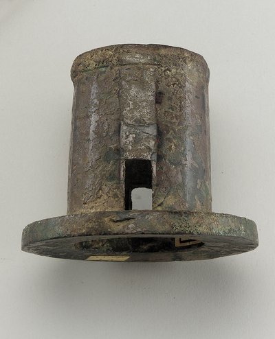 Chariot fitting: axle cap by Zhou Dynasty Chinese School